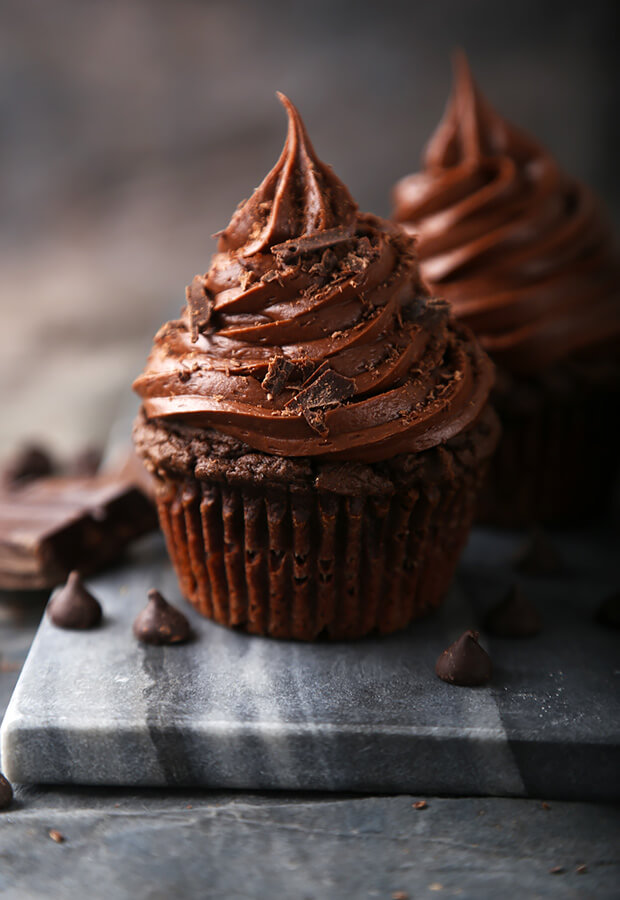 https://iqyxmeyx.top/low-carb-chocolate-brownie-cupcakes/