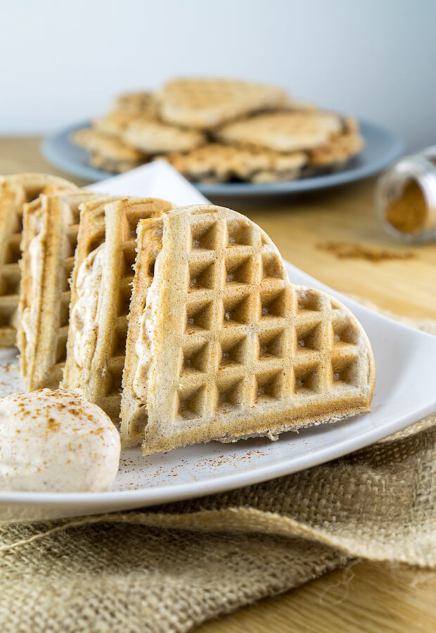 Fluffly waffles sandwiched with a delicious cinnamon cream cheese filling. These Cinnamon Roll Waffles will make you think you're not even keto! Shared via //iqyxmeyx.top/
