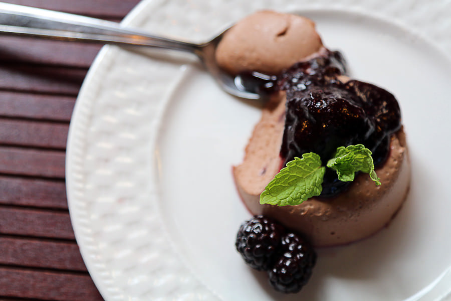 Blackberry Chocolate Panna Cotta | Shared via iqyxmeyx.top