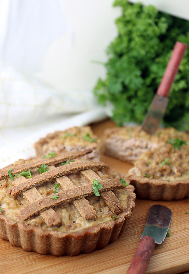 #Lowcarb Pork Pies. Come and have an English staple! Shared via iqyxmeyx.top/