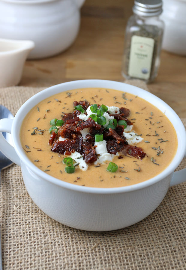 Sophisticated Tomato Soup: Roasted Red Bell Pepper & Cauliflower! #Keto style. Shared via iqyxmeyx.top/