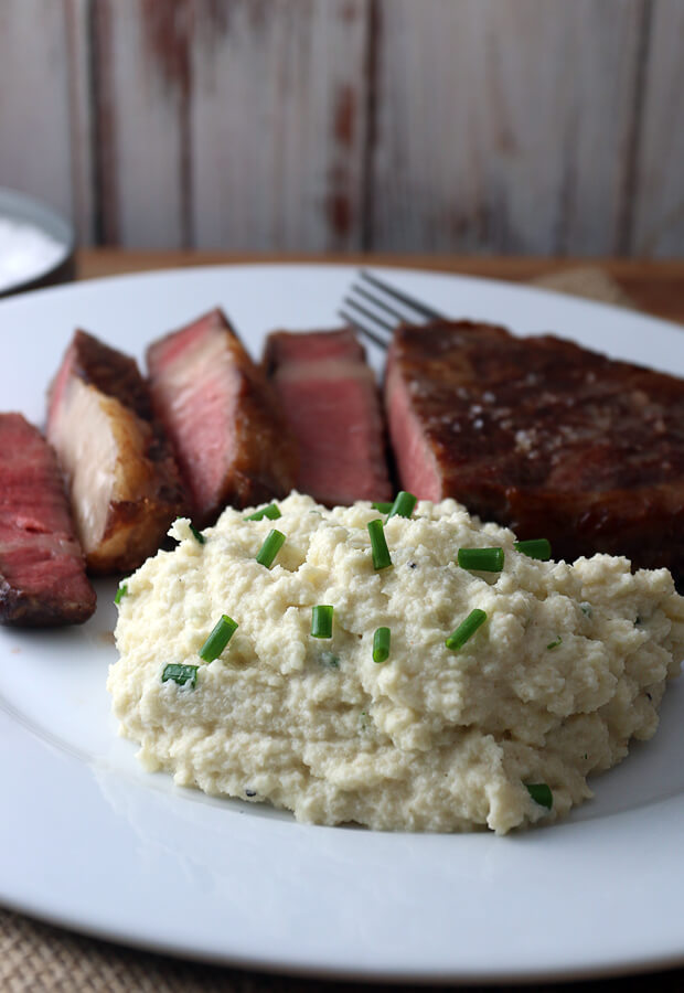 Super simple cauliflower mash that will rival the real thing any day! Shared via iqyxmeyx.top/