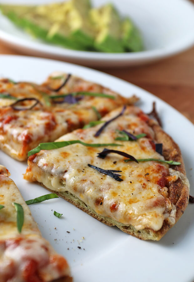 A #keto pizza made in just over 5 minutes. Definitely don't miss out on this one! Shared via iqyxmeyx.top/
