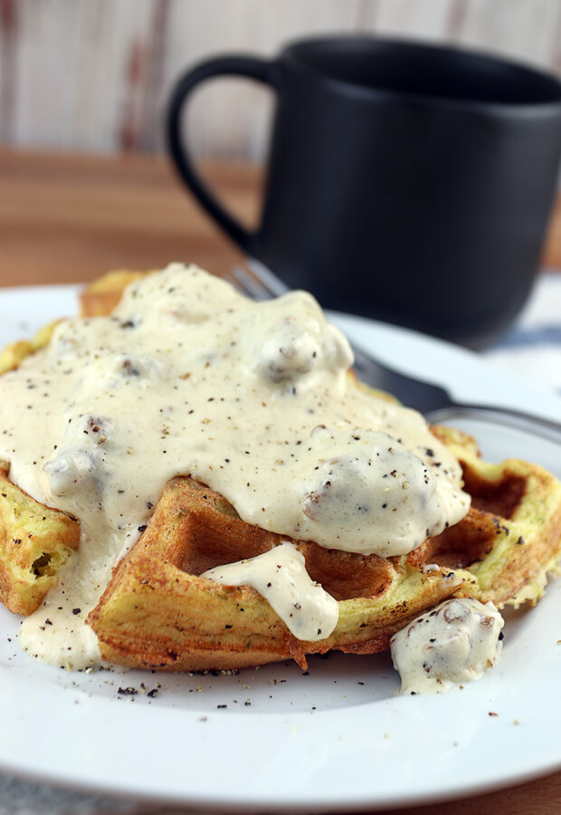 An awesomely simple #keto gravy that you can make with just about any pan drippings. Plus, some more info on a brand new keto subscription box: Keto Delivered! Shared via iqyxmeyx.top/