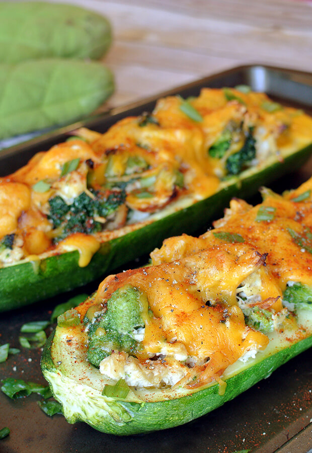 A delicious and nutrient rich lunch will bring you back and wanting seconds! Check out the Broccoli Chicken Zucchini Boats shared via //iqyxmeyx.top/